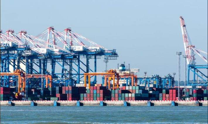 "USMCA vs. Trump’s Tariffs: Can Canada’s Chemical Industry Dodge the Trade War Bullet?"